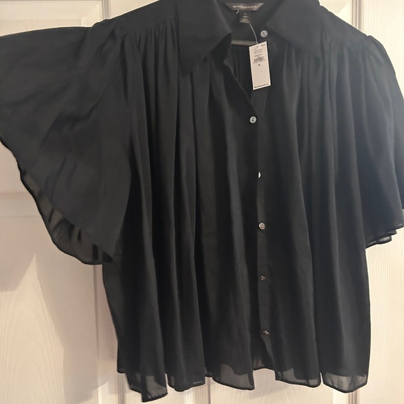 Flowy Blouse - Picture 2 of 13